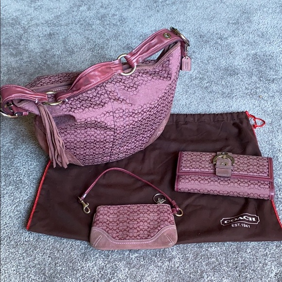 Coach Handbags - Coach Purse and Wallet Set
